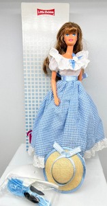 lot 162 image: Barbie LITTLE DEBBIE with Accessories and Box