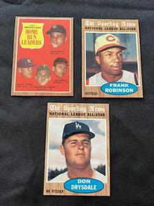 lot 17 image: 1962 Topps #53 Home Run Leaders  Don Drysdale #398  Frank Robinson #396