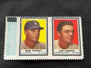 lot 24 image: 1962 Topps Stamp Panels Ron Fairly and Jim Landis