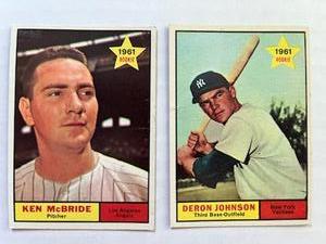 lot 32 image: 1961 Topps #209 Ken McBride RC  #68 Deron Johnson RC