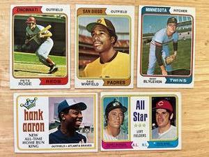 lot 39 image: 1974 Topps Baseball Card Lot - Dave Winfield RC and More