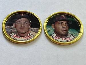 lot 40 image: 1964 Topps Coins #112 Harmon Killebrew  #101 Earl Battey