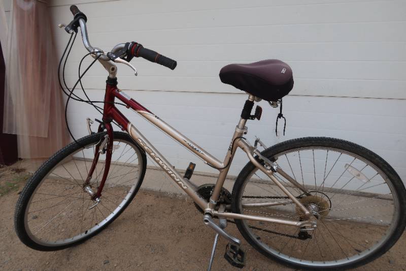 SCHWINN SIERRA 700 LEFTY S ONLINE AUCTION 020 K BID