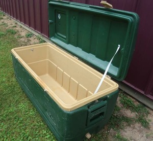 lot 36 image: EXTRA LARGE COLEMAN COOLER