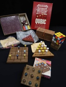 lot 55 image: ASSORTED VINTAGE WOODEN GAMES