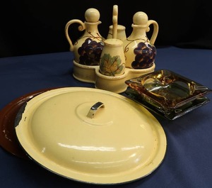 lot 79 image: ITS ALL ABOUT THE COLORS VINTAGE ASHTRAYS WITH NEW TABLE SERVICE SET