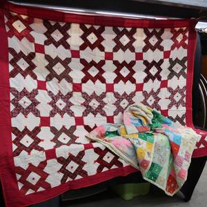 lot 116 image: 2 VINTAGE QUILTS