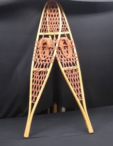 lot 104 image: VINTAGE IVERSON SEEK WILDERNESS WOODEN SNOW SHOES