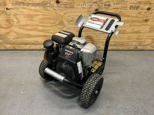 lot 30 image: SIMPSON 3200 PSI 2.5 GPM Premium Pressure Washer