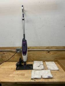 lot 119 image: SHARK Steam Mop