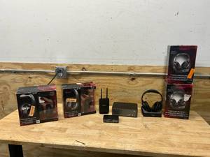 lot 76 image: ROCKETFISH Lot of Wireless HeadphonesRelated