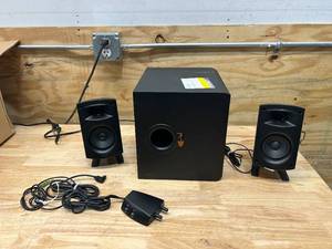 lot 85 image: KLIPSCH Pro Media Set