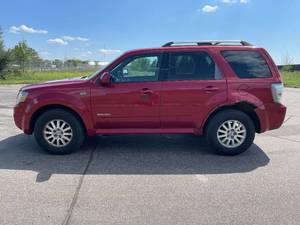 2008 Mercury Mariner Premier - 4X4