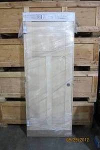 lot 174 image: 28 x 80 - 3 Panel Shaker Style Interior Door-Poplar