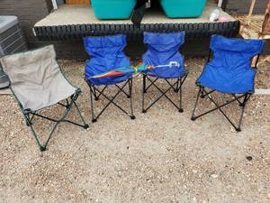 lot 4 image: Lot of 4 Camp Chairs and Table Mount Umbrella