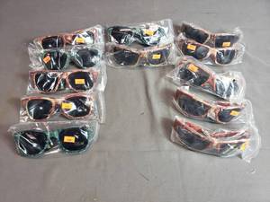 lot 33 image: Lot of 12 Pair of Sunglasses