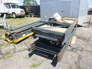 lot 17 image: Pallet Racking