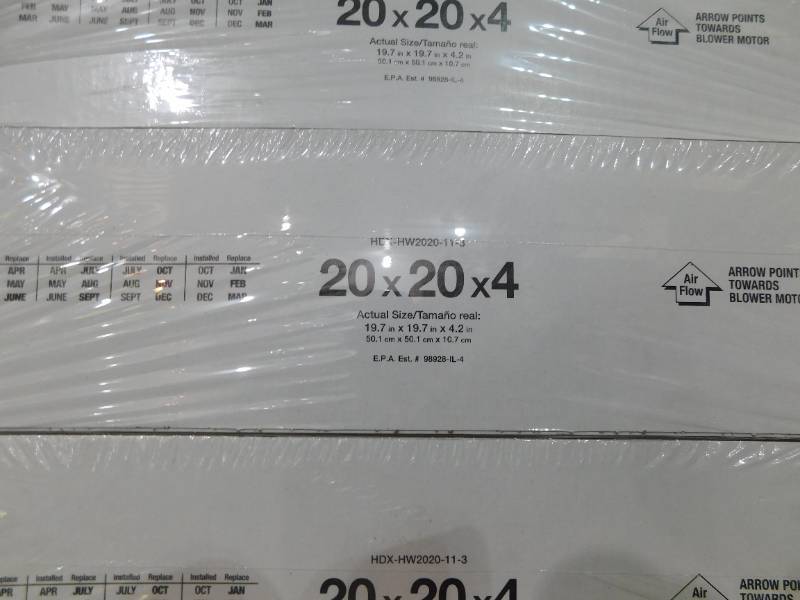lot 163 image: (8) HDX 20 in. x 20 in. x 4 in. Honeywell Replacement Pleated Air Filter FPR 7