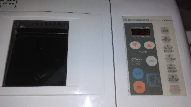 lot 537 image: Kitchen misc. Appliances and more. Anchor Hocking, Fire King. G.E., toastmaster.