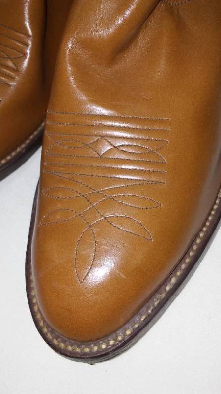 lot 558 image: Nocona Cowboy Boots. NEW
