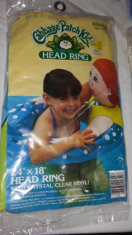 lot 582 image: Water fun Inflatables. NEW