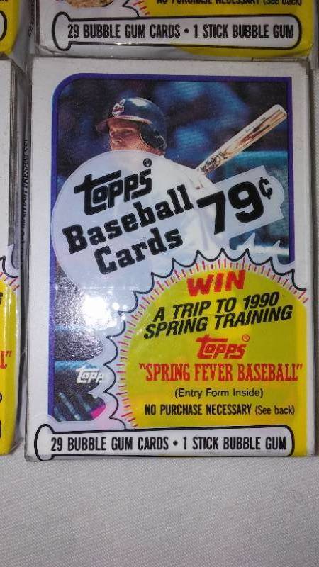 lot 612 image: 1989 Topps Baseball Cards. NEW (4) .