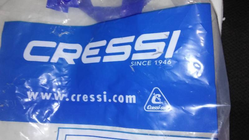 lot 639 image: Cressi Reaction fins, flippers open heel. NEW