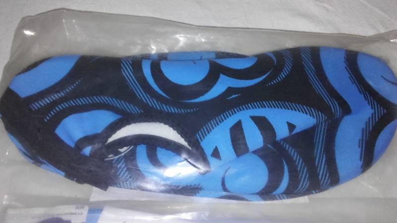 lot 655 image: Neoprene Water Shoes, socks. Size XL (2)