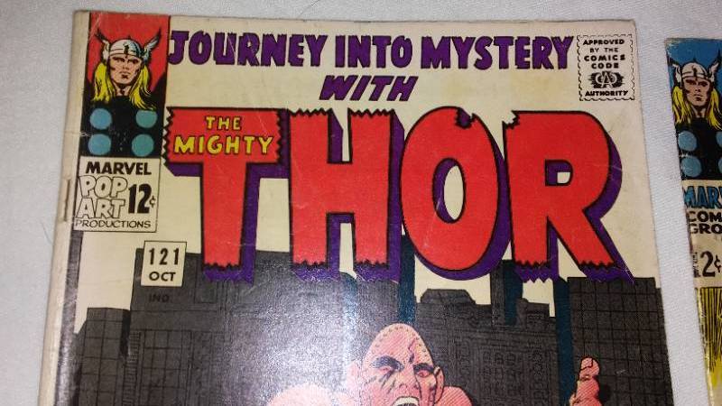 lot 690 image: Thor Marvel no. 121 and 132 good to very good 1965 and 1966. (2)