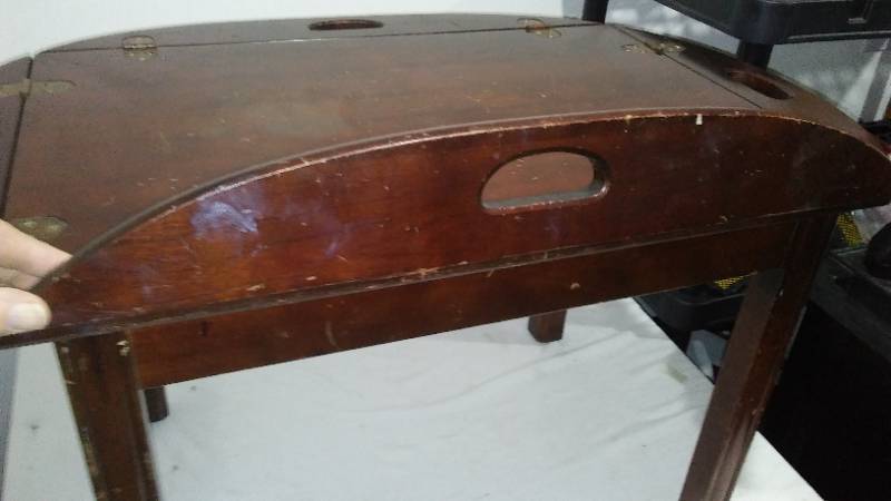 lot 729 image: Butlers Table original.