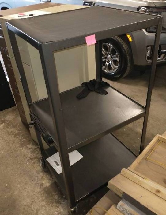 lot 204 image: Rolling Media Cart.