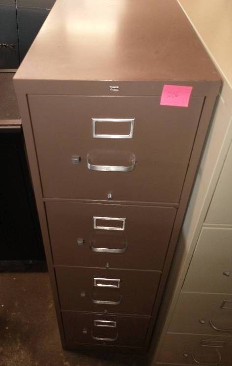 lot 206 image: 4 drawer file cabinet