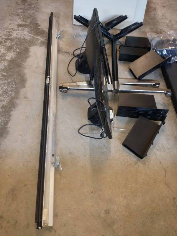 lot 209 image: Misc. hardware, movie screen and more