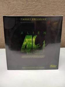 lot 6 image: NEW ALIEN 40TH ANNIVERSARY COLLECTORS EDITION FUNKO POP