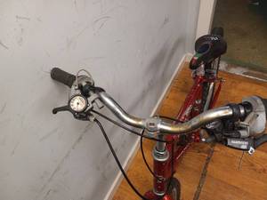 lot 56 image: TREK NAVIGATOR MOUNTAIN BIKE
