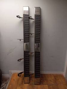 lot 60 image: 2 CHEVROLET RUNNING BOARDS STEPS