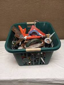 lot 78 image: ASSORTED PAINTING EQUIPMENT