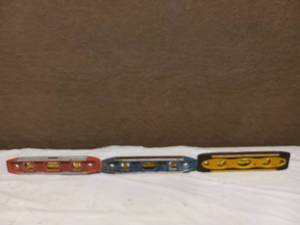 lot 80 image: 3 LEVELS