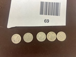lot 69 image: LOT OF 5 SILVER ROOSEVELT DIMES FROM THE 1960S    90% SILVER