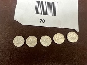 lot 70 image: LOT OF 5 SILVER ROOSEVELT DIMES FROM THE 1960S    90% SILVER