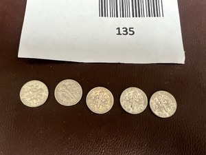 lot 135 image: LOT OF 5 SILVER ROOSEVELT DIMES FROM THE 1950S    90% SILVER