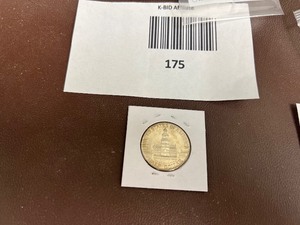 lot 175 image: 1976D BU KENNEDY HALF DOLLAR