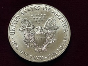 2016 U.S. Silver Eagle Dollar Coin -- UNC