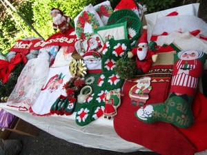 lot 48 image: Christmas Decorations