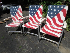 lot 23 image: Patriotic Lawn Chairs