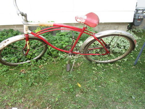 lot 24 image: Bicycle