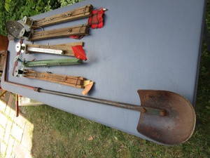 lot 26 image: Vintage Tipups