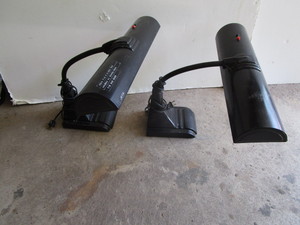 lot 33 image: Desk Lamps