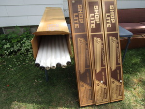 lot 69 image: Light Fixtures, Bulbs