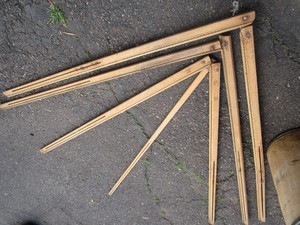 lot 75 image: Chicago Curtain Stretcher